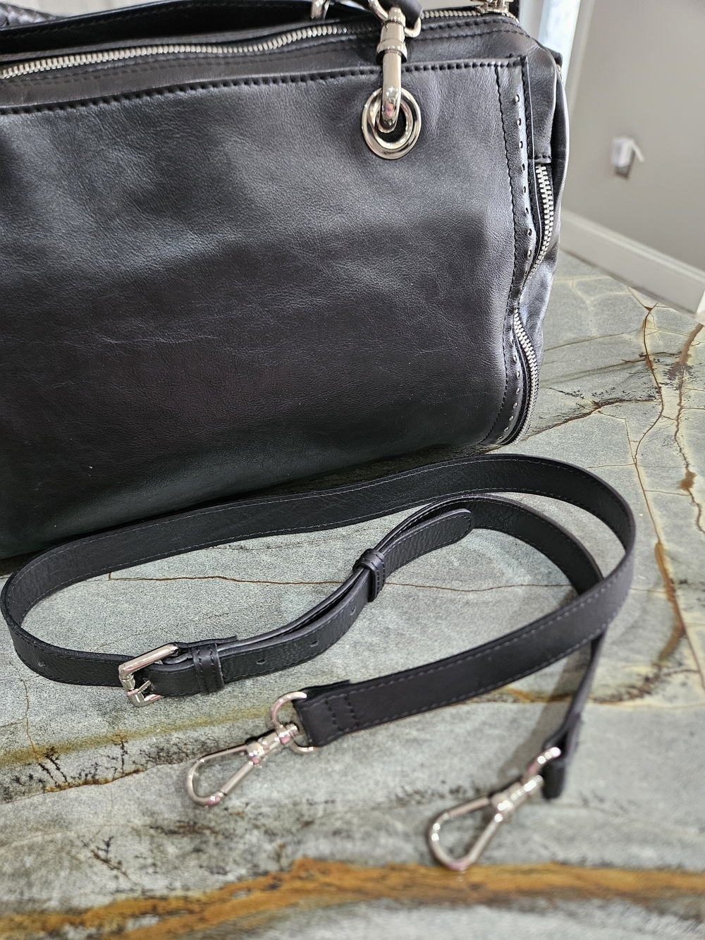 OLD TREND Mossy Creek Genuine Leather Tote / Crossbody – Black - Picture 10 of 15